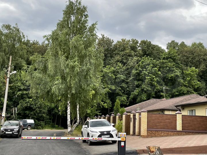 Коттедж 290,5 м² на участке 7,4 сот.