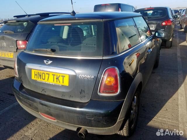 В разборе Mini Cooper