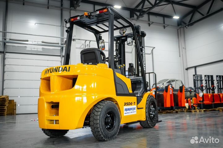 Вилочный погрузчик Hyundai 35DE-7, 2023