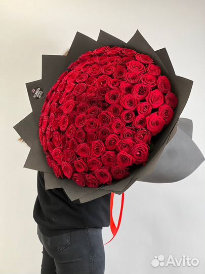 Розы Букеты из 101 розы Красные розы