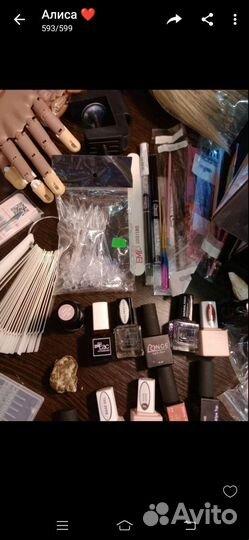 Для наращивания ногтей лаки,кисти,аппарат,лампа