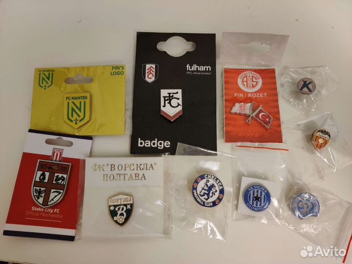 Значки футбольных клубов
