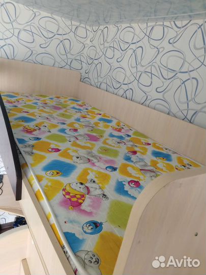 Продам кровать-чердак