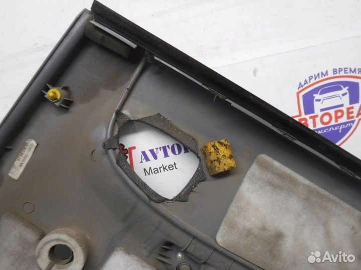 Обшивка двери задняя левая Hyundai Accent G4EC