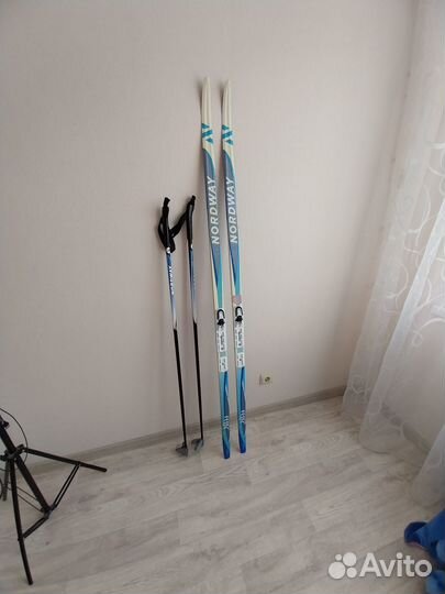 Лыжи беговые детские 170 см