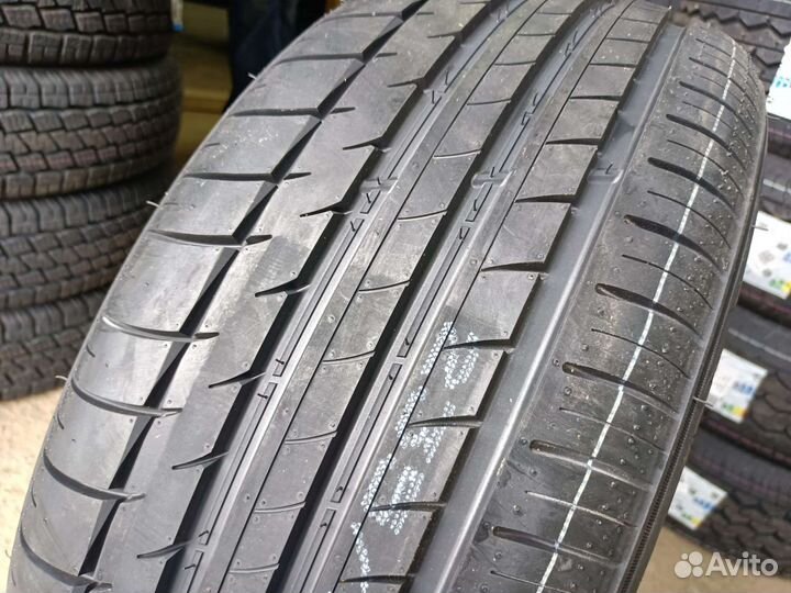 Triangle TH201 235/50 R19 104W