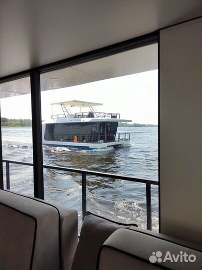 Хаусбот Cruise плавдом