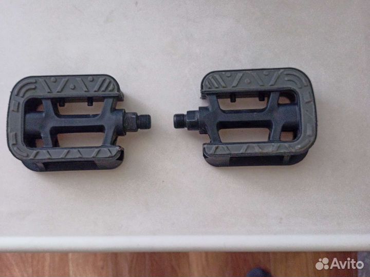 Педали для велосипеда