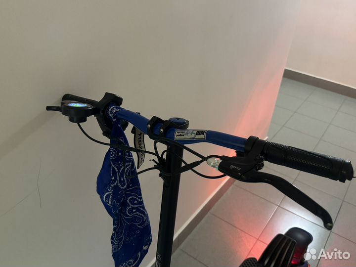 Электросамокат kugoo g1