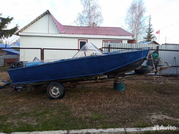 Продам лодку с мотором yamaha 40