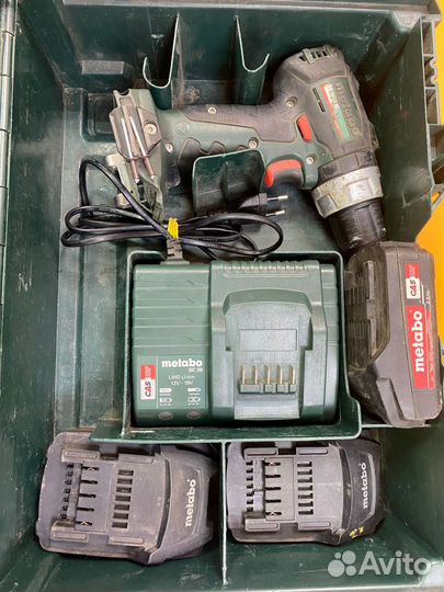 4) Шуруповерт Metabo (BS 18LT BL)