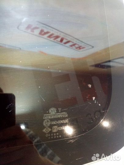 Стекло крышки багажника правое LADA Largus