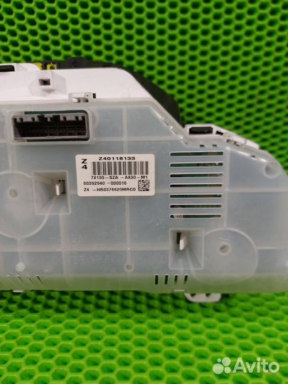 Щиток приборов (спидометр) панель Honda Pilot YF4