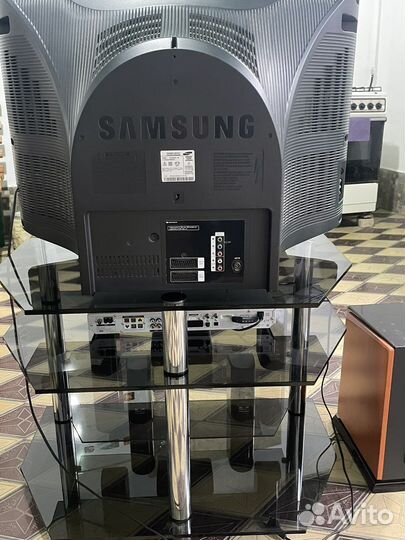 Телевизор samsung