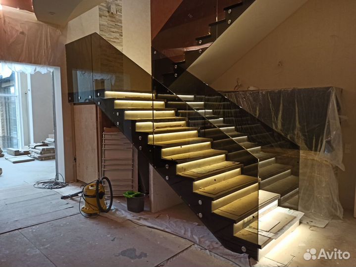 Ограждения из стекла в интерьер