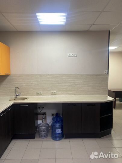 Кухонный гарнитур с техникой бу