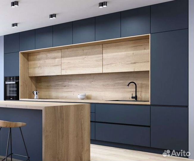 Кухня с крашенными фасадами (эмаль)