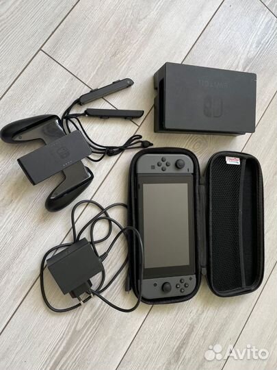 Приставка Nintendo switch