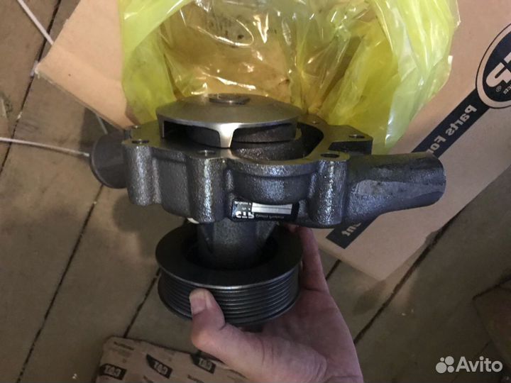 Хитачи zx330-3 водяная помпа