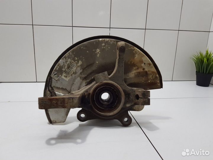 Кулак поворотный передний правый (Zotye T600)