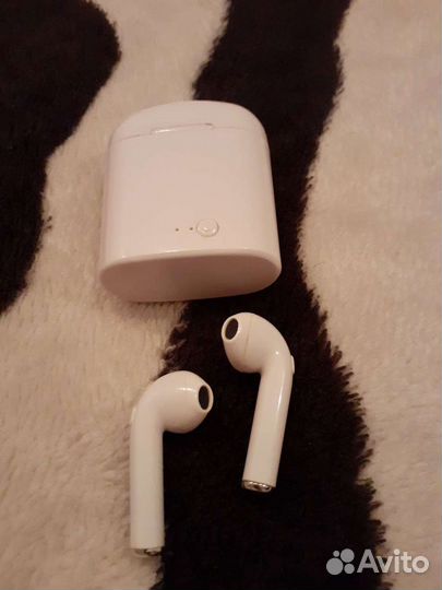 Беспроводные наушники