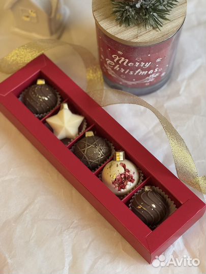 Шоколадные наборы к Новому году