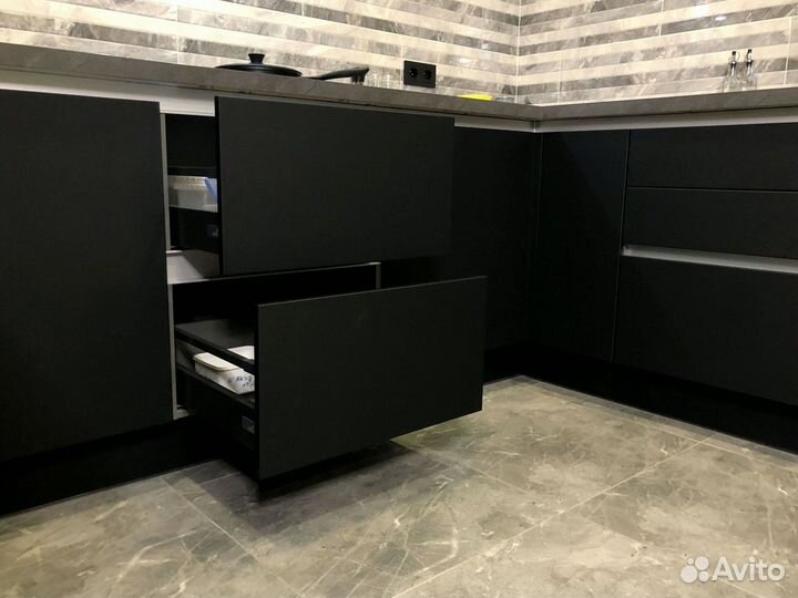 Кухонный гарнитур 