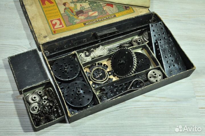 Конструктор №2 1932 год. Полный комплект