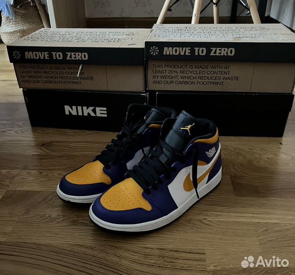 Nike air jordan 1 high lakers