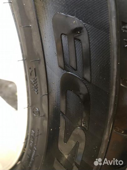 Kumho Ecsta HS51 215/60 R16