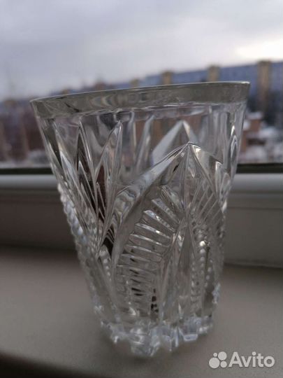 Хрустальная ваза