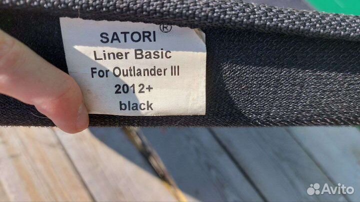 Автомобильные коврики текстильные satori