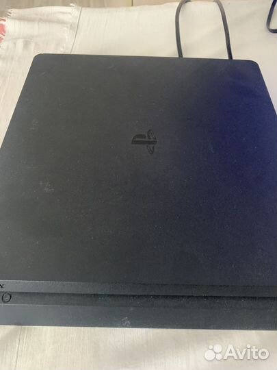 Sony playstation 4 slim