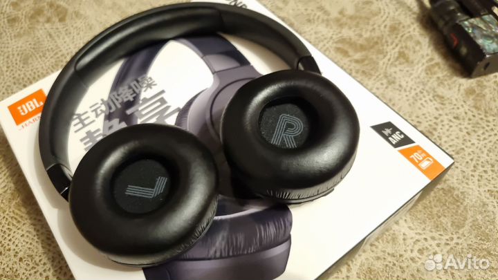 Беспроводные наушники jbl tune 670nc