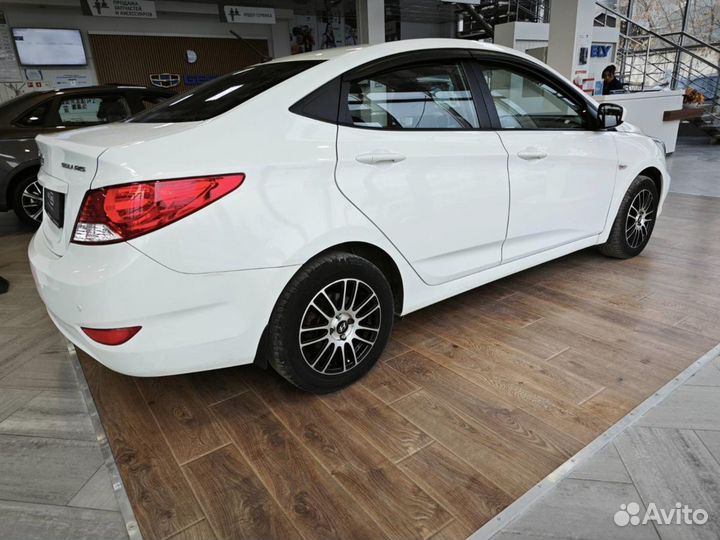 Hyundai Solaris 1.6 AT, 2013, 75 514 км