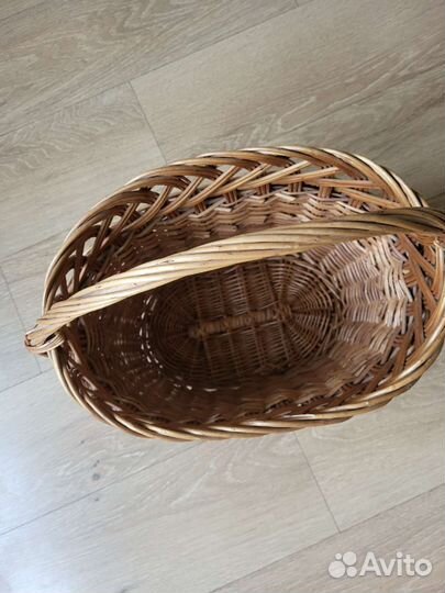 Корзина плетеная