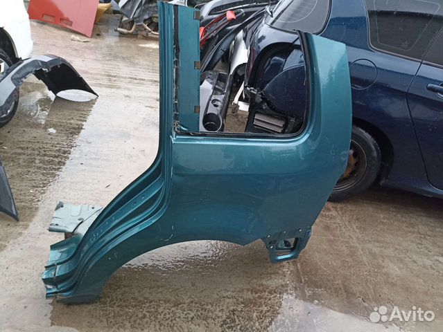 Крыло заднее левое Volkswagen Touran1