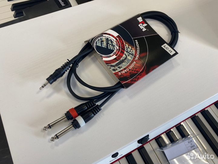 AUX-кабели в ассортименте, аукс