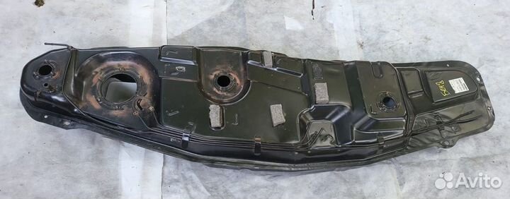 Бензобак металл бензиновый Мицубиси Паджеро 4