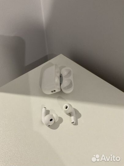 Apple AirPods Pro 2 поколения