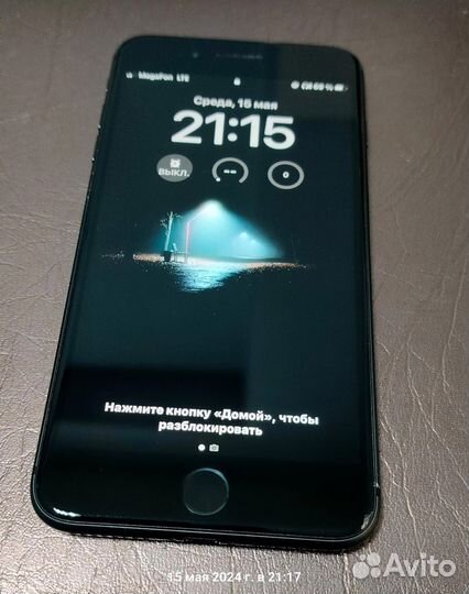 iPhone 8 Plus, 64 ГБ