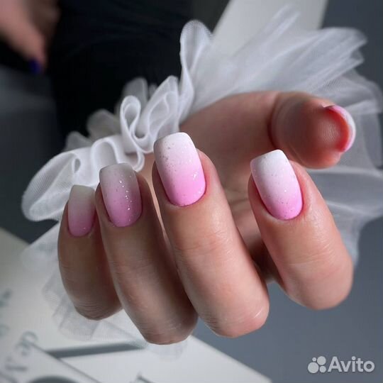 Маникюр и педикюр