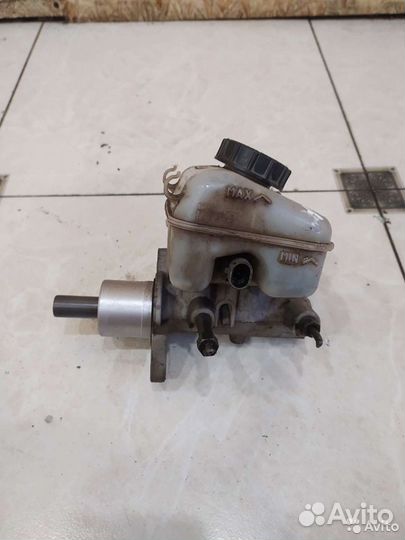 Главный тормозной цилиндр Opel Astra G