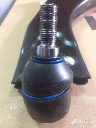 Рычаг левый передний Ford Focus 2