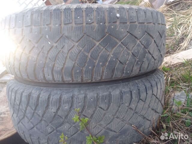 Nitto Therma Spike 235/65 R17 108