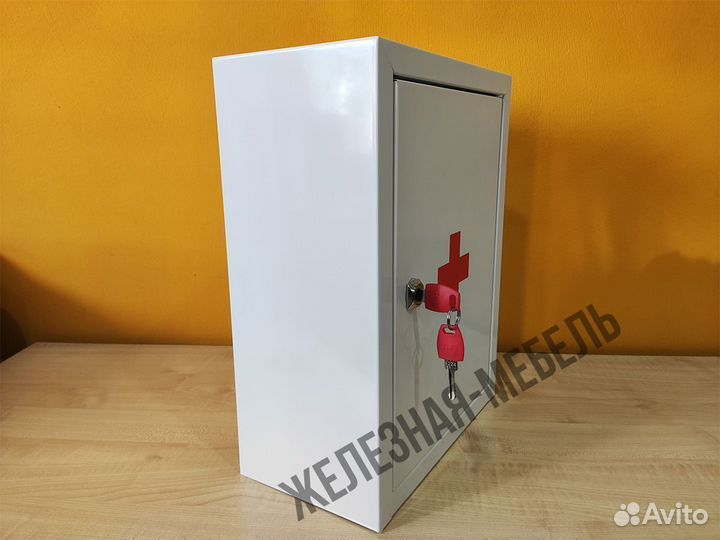 Аптечка настенная металлическая AMD-39