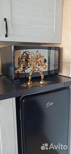 Металлическая скульптура. Подсвечник