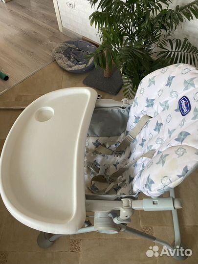 Стульчик для кормления chicco