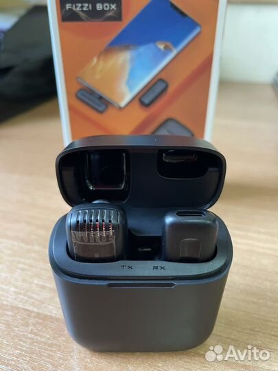 Петличный микрофон для iPhone