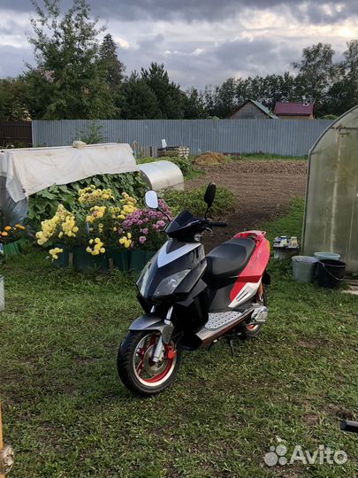 Скутер stels vortex 50